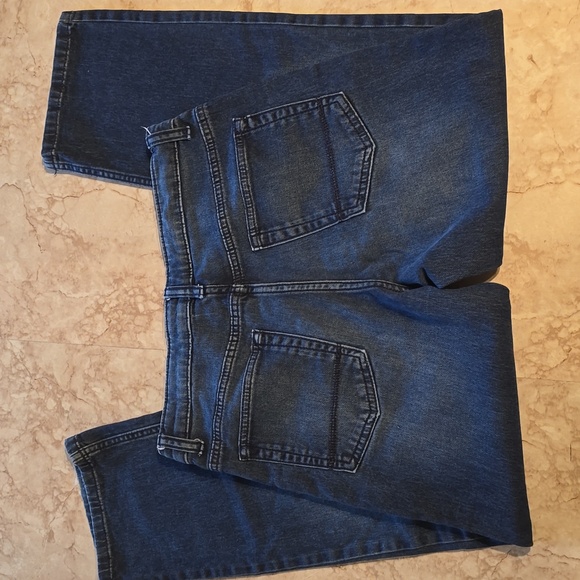 Cat & Jack | Boys | Denim Jeans| Straight | Size 16 - Picture 2 of 6